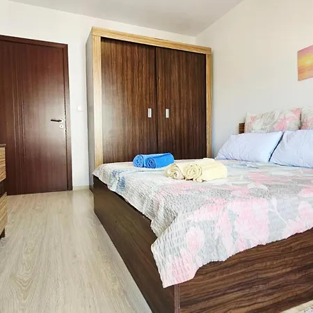 комфорт 瓦爾納